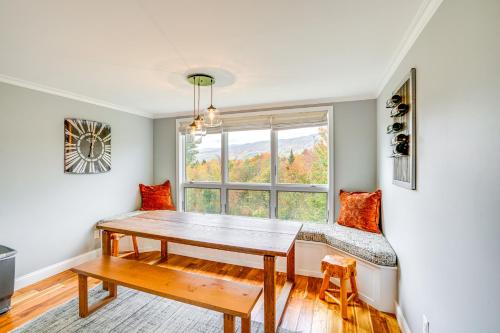 Mtn and Foliage Views Modern Mount Snow Stay! in Dover, USA