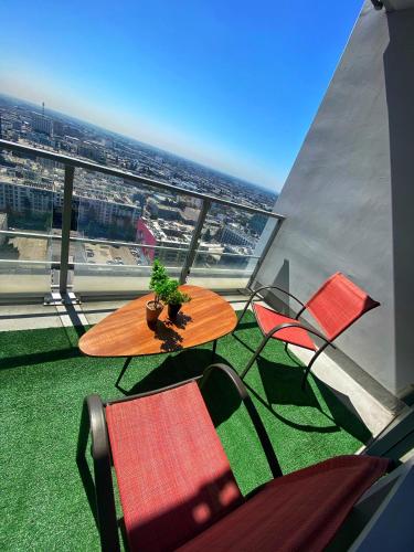 Elegant Luxury 1 Bedroom studio in Downtown LA in Vernon, USA