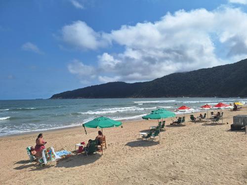 Beach, Residencial Caetano, Micro Casa com churrasqueira privativa e piscina do condominio, infantil, adult near Churrascaria Yedo