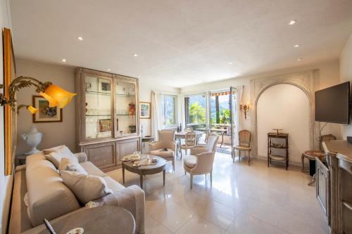  Queen Lake View - Happy Rentals in Ponte Tresa
