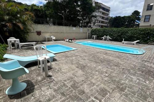 Studio 330 - aconchegante, 500m da Feirinha do Alto, com Garagem e Wi-Fi 500MB, Teresópolis (photo 3)