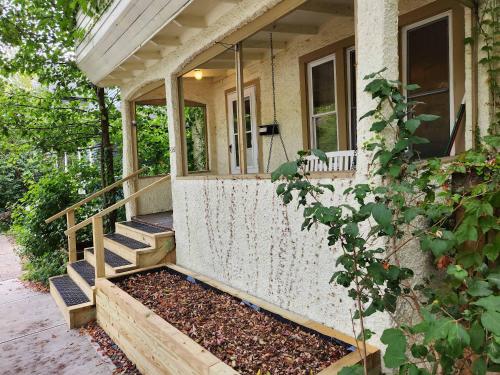 Cozy 3 Bedroom House in Downtown Ithaca in Centru oraș Ithaca