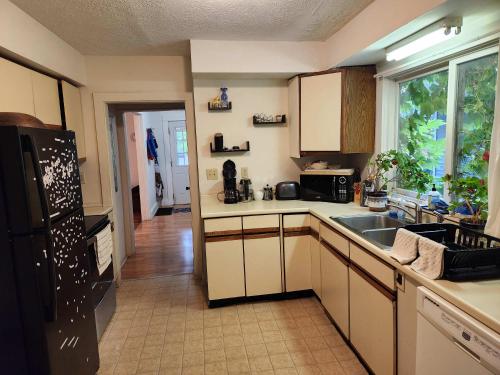 Cozy 3 Bedroom House in Downtown Ithaca in Centru oraș Ithaca
