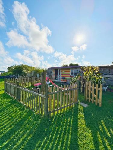 Sunrise Cabin, Carbis Bay