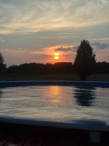Fun house farm style with pool in Clayton, USA