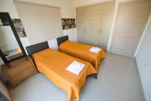 Hara Nissi Beach Villas
