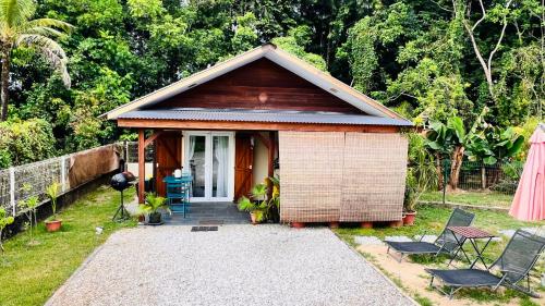 Buitenkant, La Villa Louisia in Matoury