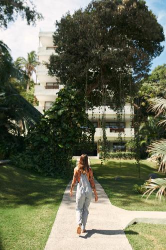 604007138 Ysuri Sayulita - Beachfront Hotel
