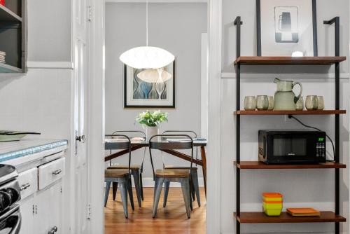 Re-Imagined Historical Home - Clarksville Vintage in Austin, USA