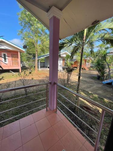 puutarha, Sai Rung Farmstay สายรุ้ง ฟาร์มสเตย์ in Nuea Klong