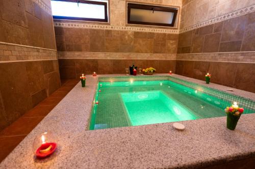 Pezsgőfürdő, Family Hotel Bunara in Brestnik