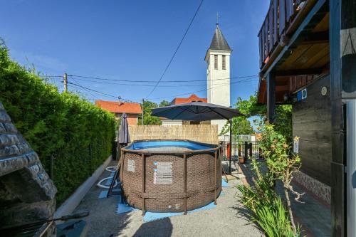 泳池, Family friendly house with a swimming pool Donja Stubica, Zagorje - 19236 in 下斯圖比察
