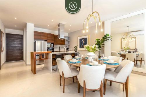 Modern 2 BR Apartment with Pool - Clubhouse - Gym in El Pueblito, Mexico