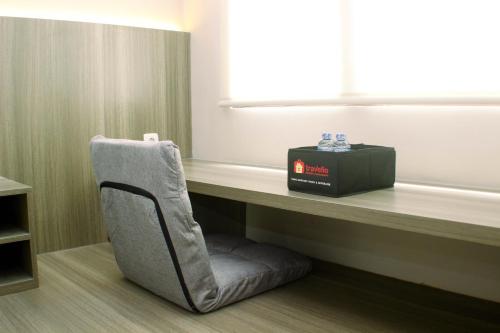 Comfy Studio Apartment at Gateway Park LRT City By Travelio Comfy Studio Apartment at Gateway Park LRT City By Travelio