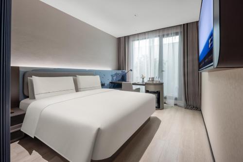 Atour Light Hotel Shanghai The Bund Dashijie, Шанхай (фото 10)