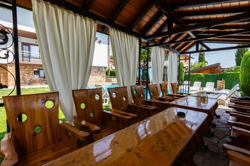 Létesítmények, Family Hotel Bunara in Brestnik