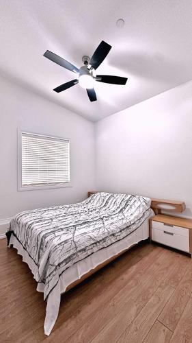 The warm and lovely coach home with 3 bedrooms in Vancouver, Canada