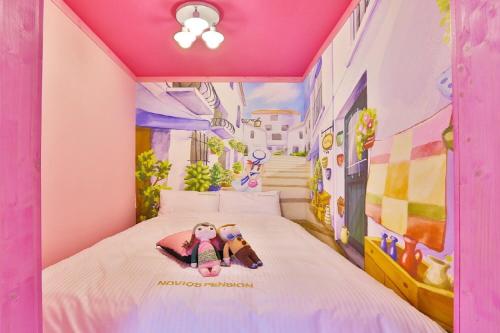 room detail thumbnail 2