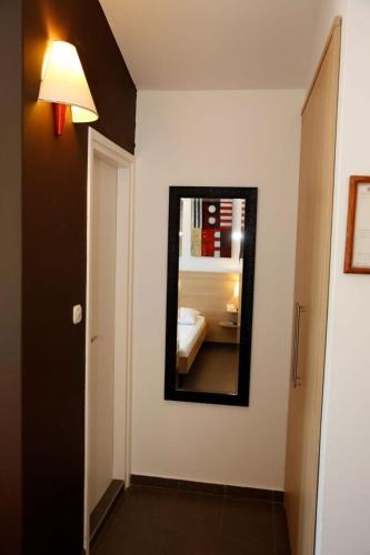 Apartments and Rooms guesthouse Lorenta - image 4