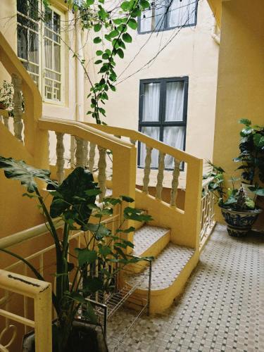 Azalea Apartment
