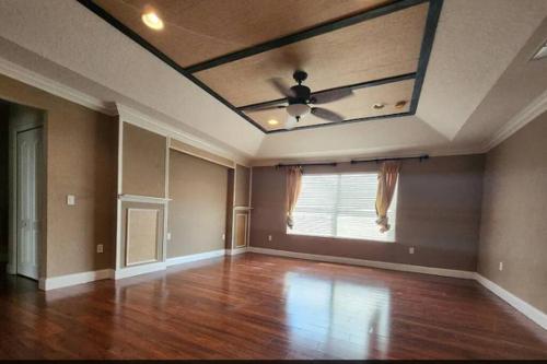 Beautiful Castle 2 Months Minimum in Davenport, USA