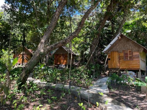 Exterior view, KAMAKU Bungalows in Koh Rong Sanloem
