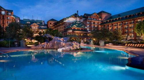 Disney's Wilderness Lodge thumb 2