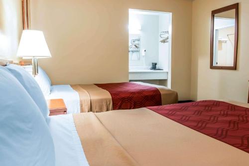 Econolodge - Paw Paw - image 6