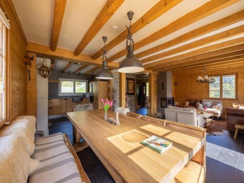 8p Chalet in the mountains near Fiesch ski area, Fiesch (fotografie 3)
