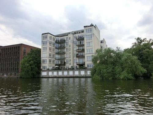quite and central designer loft with elevator, Berlin (zdjęcie 6)