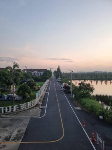 Jonah By The Sea Hideaway Cabin - สมุทรปราการ Jonah By The Sea Hideaway Cabin - สมุทรปราการ