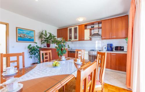 Three-Bedroom Apartment Standard image 10