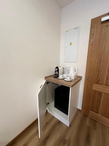 Double Room image 2
