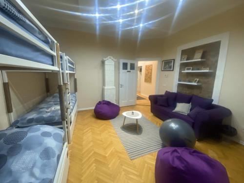 Gemeinschaftszimmer, gemischtes, 4 gäste