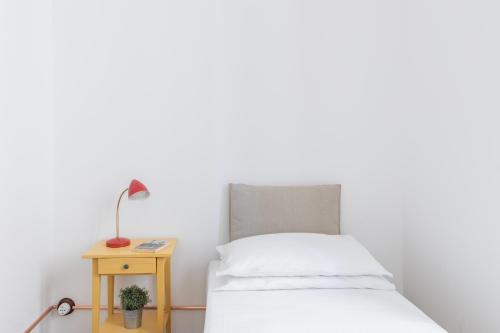 iFlat Bright Brand New 3-Bedroom Apt in Monti, Roma (foto 9)