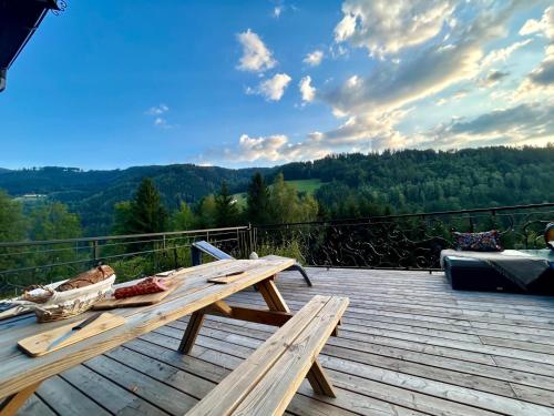 Balkons/terase, Black Pearl - Blockhaus inmitten der Natur in Frantschach-Sankt Gertraud