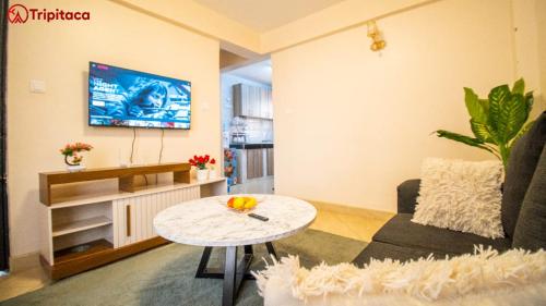 COSY 1Br 43' SMART TV