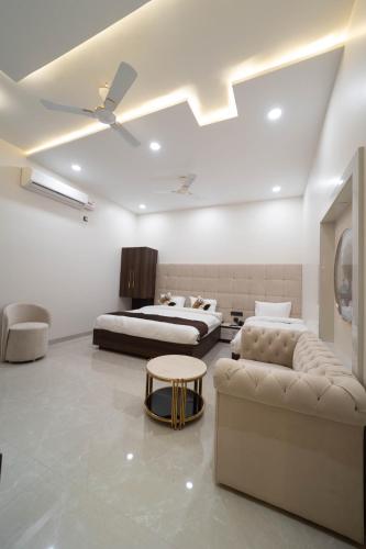 The Luxury Inn - Varanasi The Luxury Inn - Varanasi