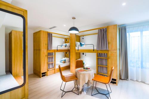 成都何兮青旅酒店