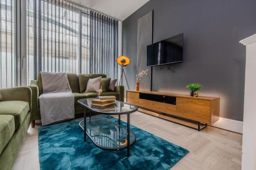 Perfect Holiday Apartment I 3 Bedroom I Next To Beach I Sleep 10