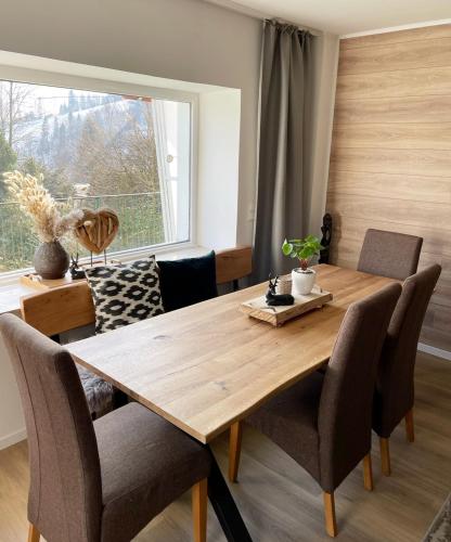 Gemütliches Ferienhaus Alpine, Winterberg beste Lage Kappeblick – khách sạn tại Ortsmitte