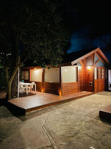 2 bedrooms, 4 beds