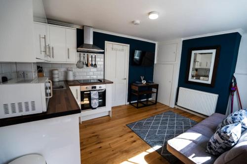 Perfect Holiday Apartment Next to Brighton Beach Sleep 10