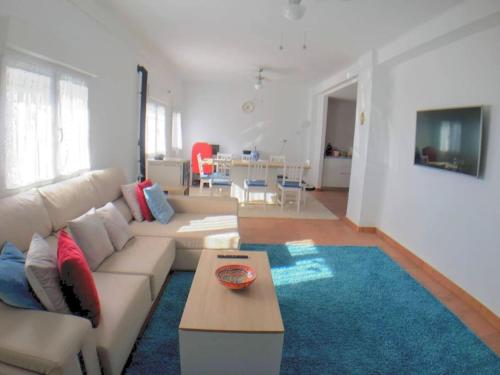 Surumai House, una casa en un pueblo de ensueño (Surumai House, una casa en un pueblo de ensueno) in Guevejar