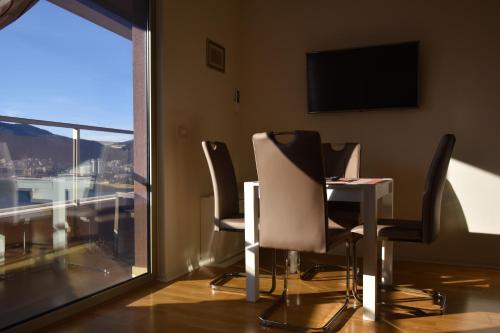 Harmonia Budva 1 in Zavala