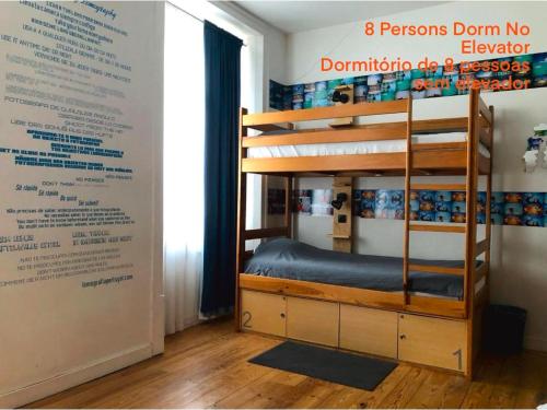 Living Lounge Hostel - image 3