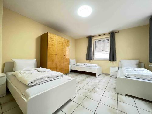 SAD301 - Kleine Monteurwohnung in super Lage, Schwandorf (foto 4)