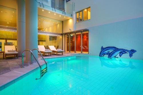 Úszómedence, Kyma Suites Beach Hotel in Rethymno