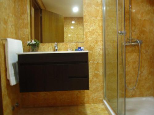 Spacious Villa in Carrazedo with Pool Spacious Villa in Carrazedo with Pool