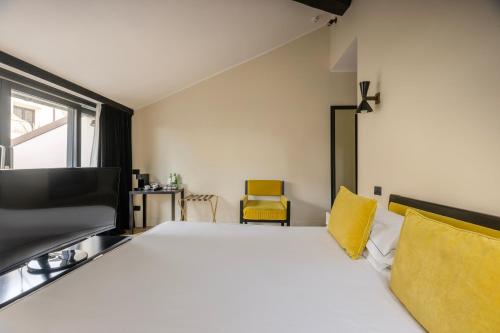 Roma Luxus Hotel - image 3